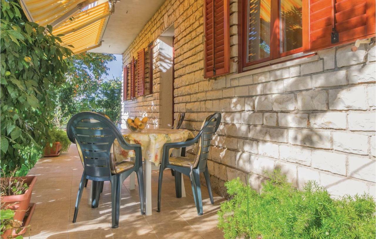 Awesome Apartment In Pula With Wifi Exterior foto