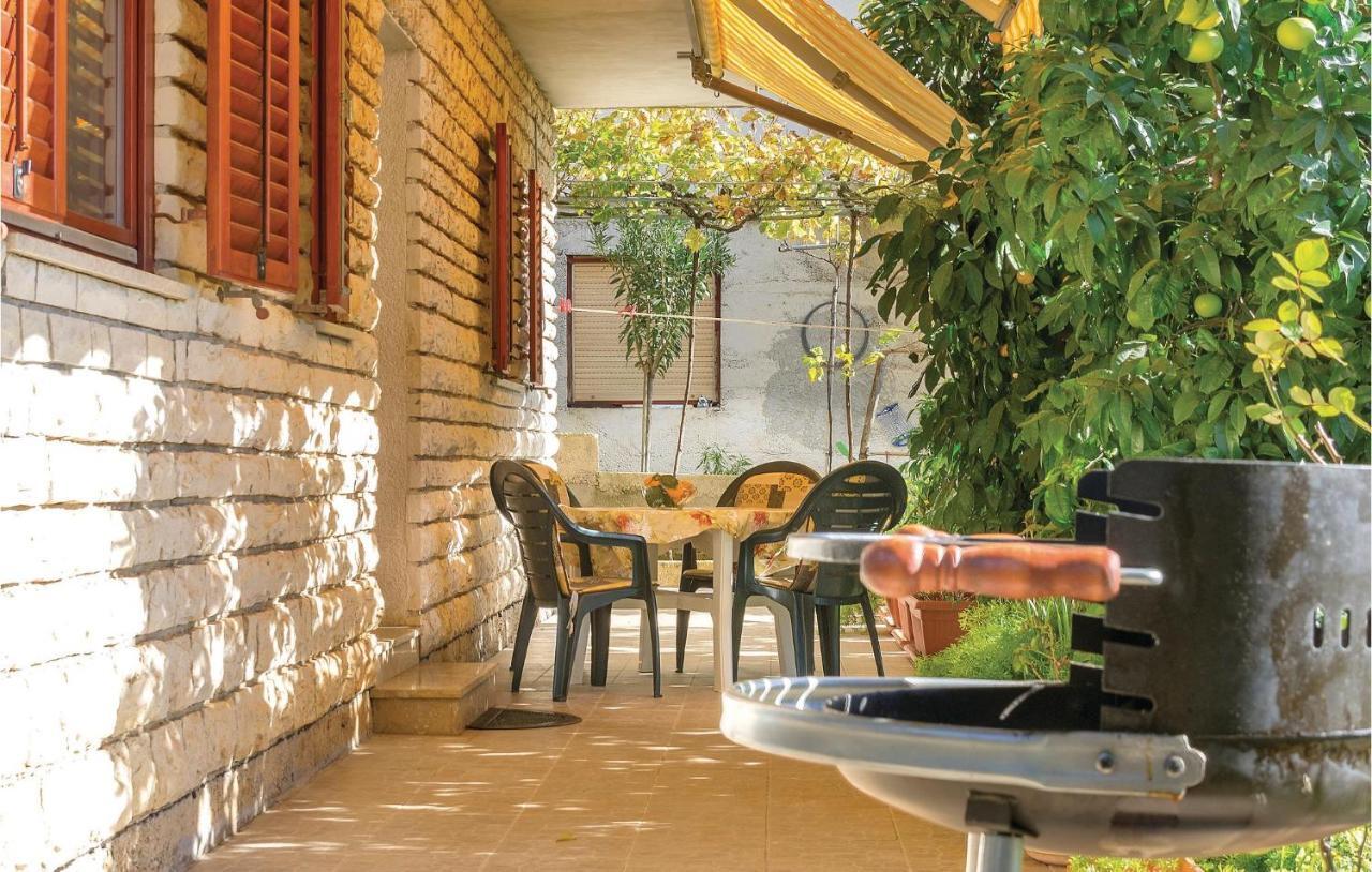 Awesome Apartment In Pula With Wifi Exterior foto